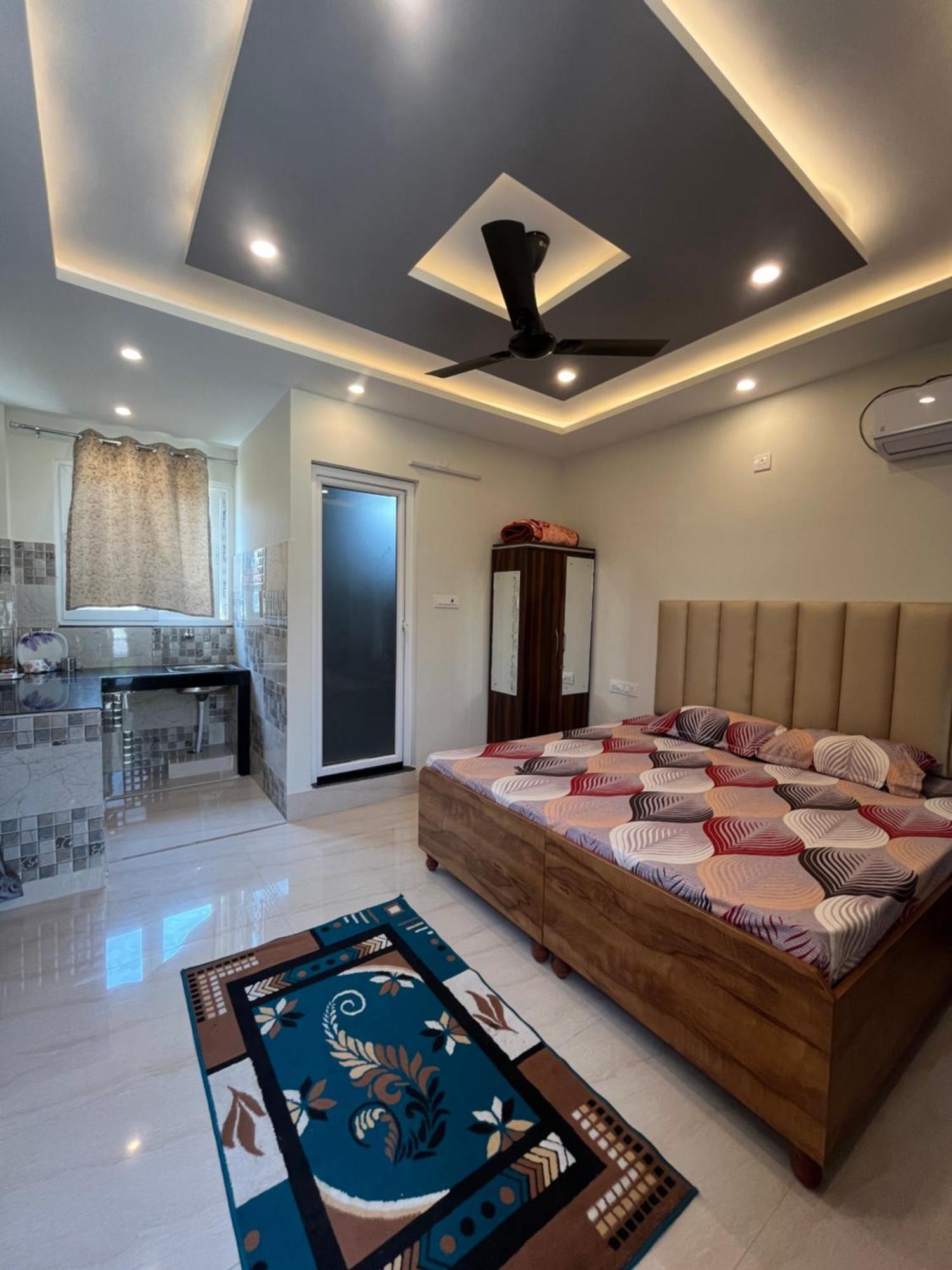 Anjali Home Stay Rishikesh Bagian luar foto