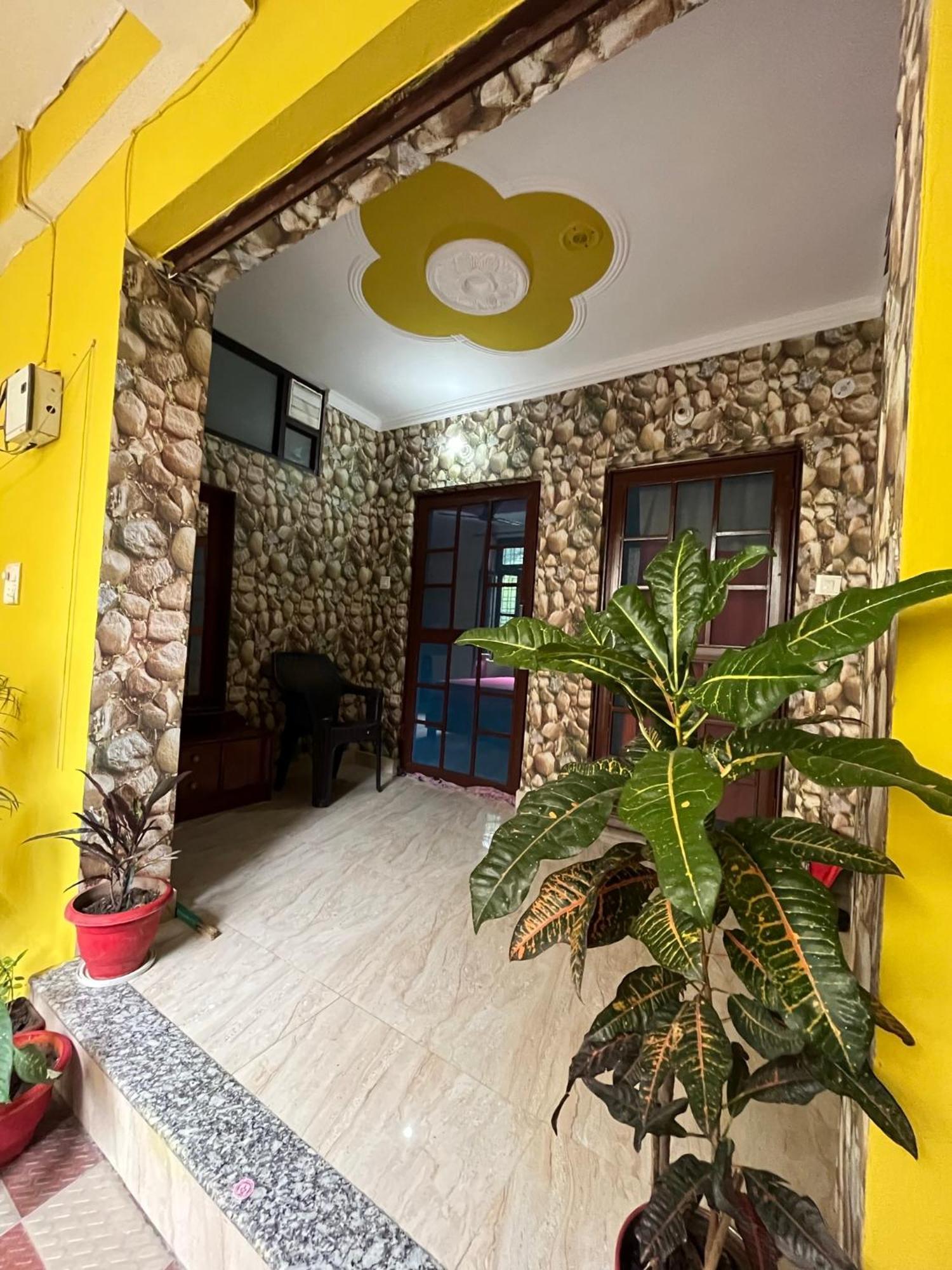 Anjali Home Stay Rishikesh Bagian luar foto